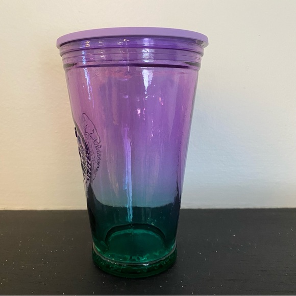 Starbucks 2022 Ombre Purple & Teal
Recycled Glass Cold Cup 16 Fl oz. - Picture 5 of 12